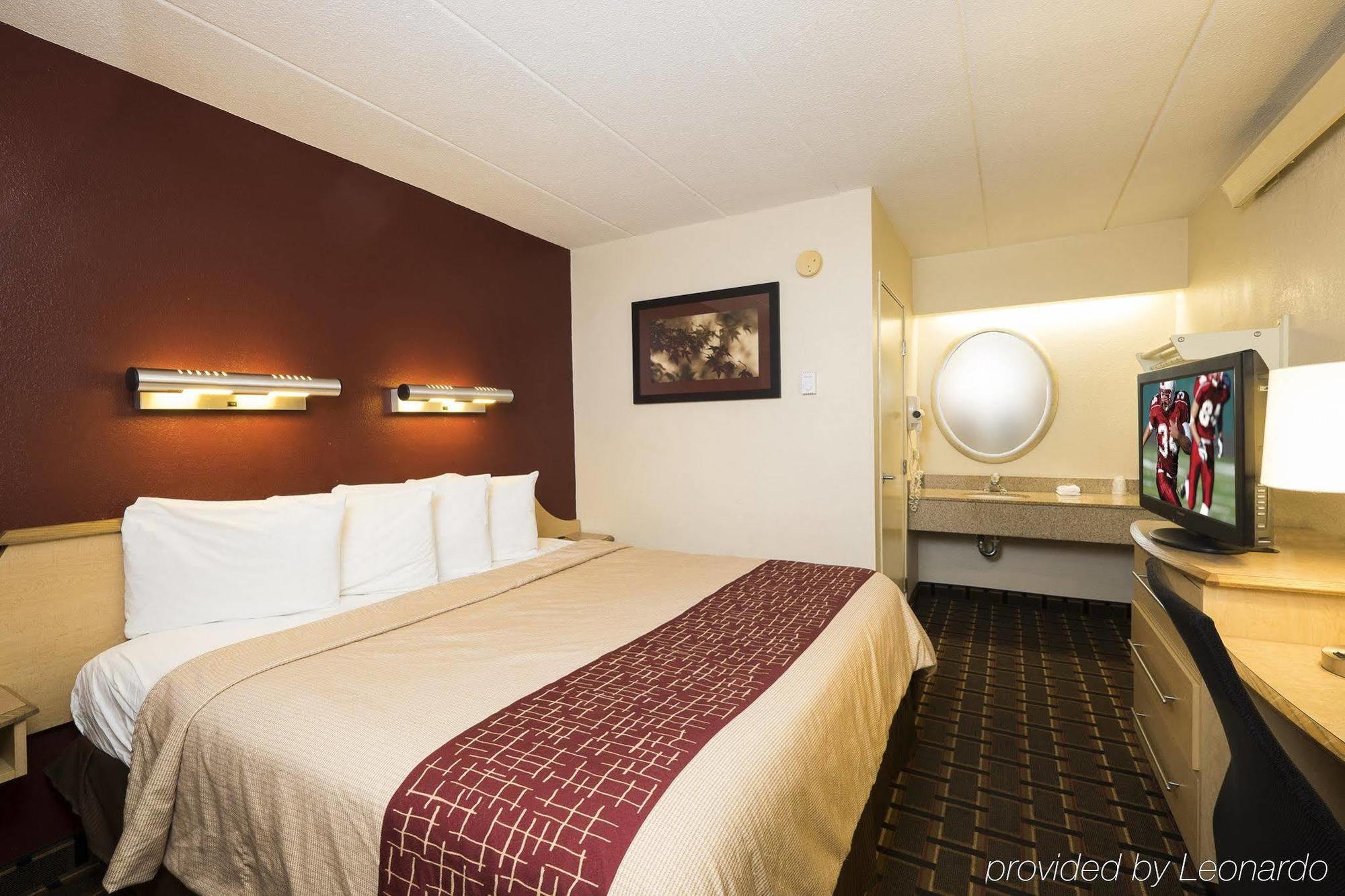 Red Roof Inn Эдисон Экстерьер фото